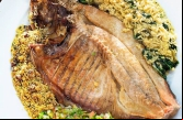 Além da vasta carta de cachaças e bebidas, o Engenho do Dedé conta com cozinha típica de Manaus  