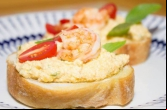 A Bruschetta de camarão é um dos pratos típicos da gastronomia do Turi 
