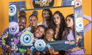 Grupo da Gaiola abandonou festa da final do BBB19 após chegada de Paula.