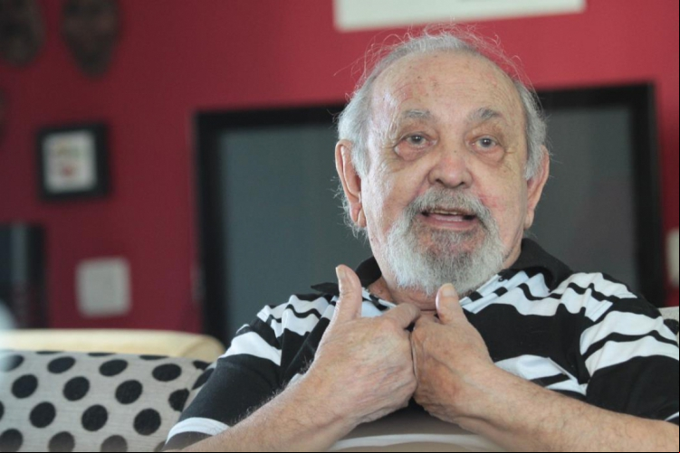 Em entrevista ao O POVO em março de 2017, o fundador do grupo Comédia Cearense e ex-diretor do Theatro José de Alencar falou sobre suas experiências e o potencial das artes cênicas.(foto: ANDRÉ SALGADO)