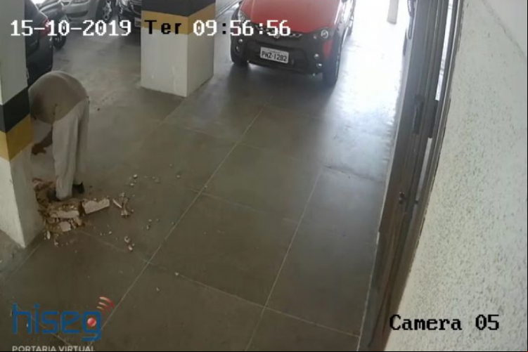 IMAGENS de circuito interno do Edifício Andréa momentos antes do desabamento(foto: REPRODUÇ...