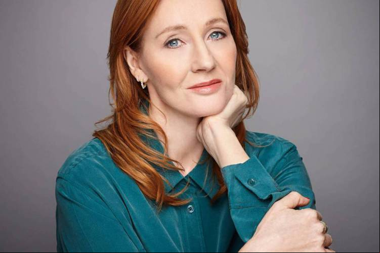 JK Rowling recebeu críticas nas redes sociais