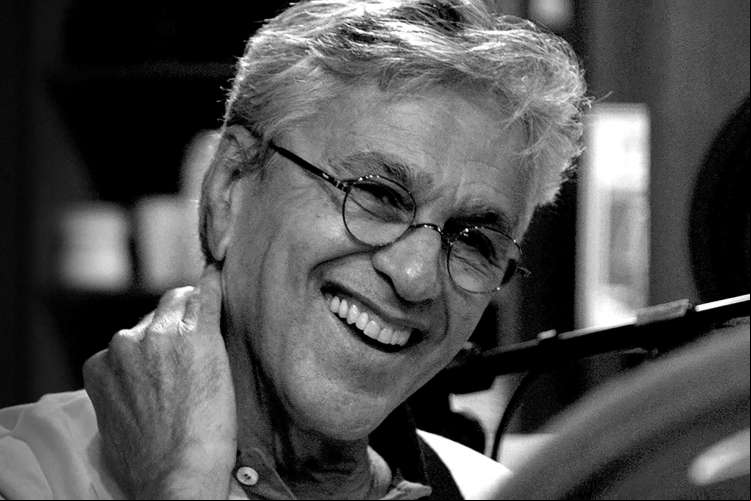 Caetano Veloso r