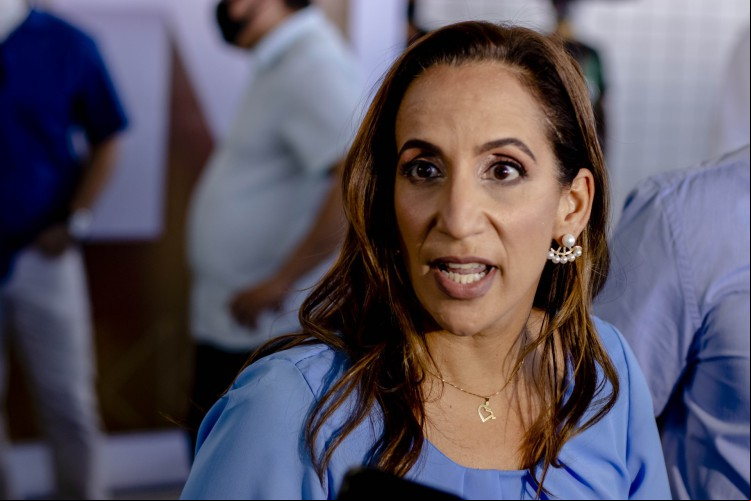 KAMILA CARDOSO (Podemos), advogada e candidata ao senado nas eleições de 2022