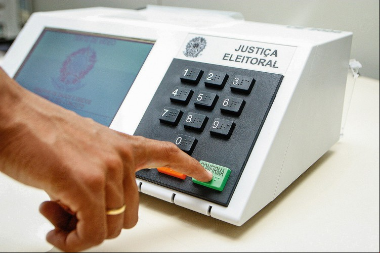 Termos se tornam comuns na divulgação de pesquisas eleitorais, e são calculados com base em fórmulas matemáticas