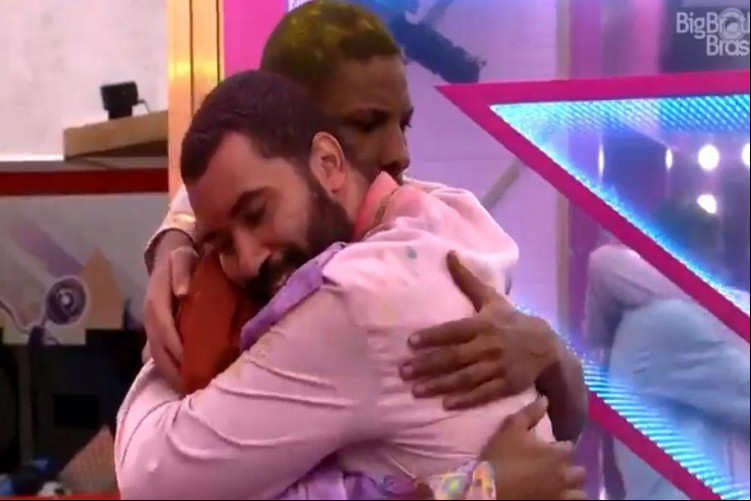 O pernambucano revelou seus sentimentos pelo ator durante conversa com outros brothers