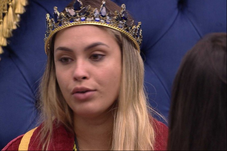 Sarah se tornou um dos assuntos mais comentados do Twitter desta sexta-feira, 26