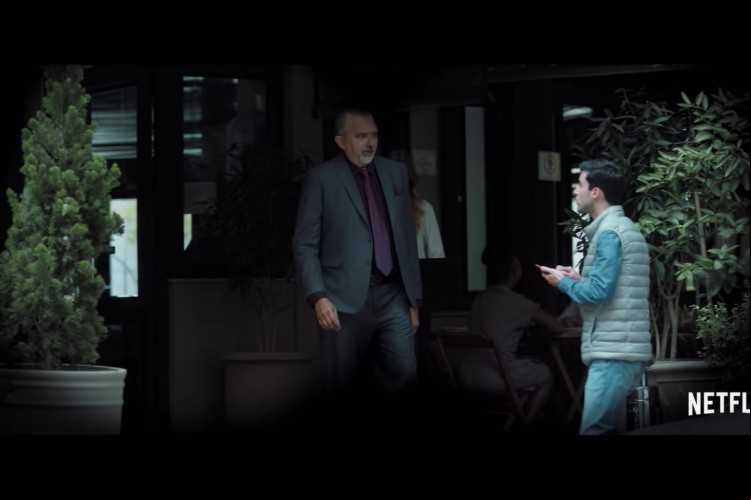 O cantor Falcão dá vida ao vilão Zé Cabrito no longa original Netflix 'Cabras da Peste'