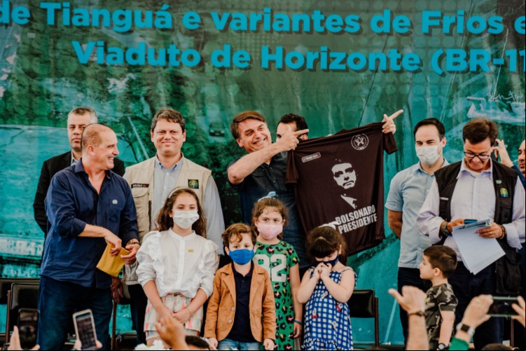 Presidente Jair Bolsonaro assinou ordem de serviço para que obras no Ceará sejam iniciadas. 