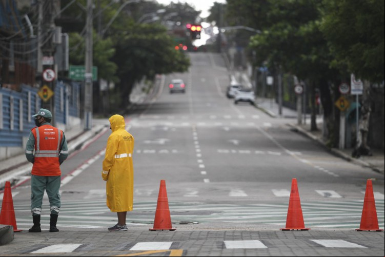 No Ceará, o primeiro munícipio a adotar o regime no ano ado foi Fortaleza, no dia 8 de maio de 2020.