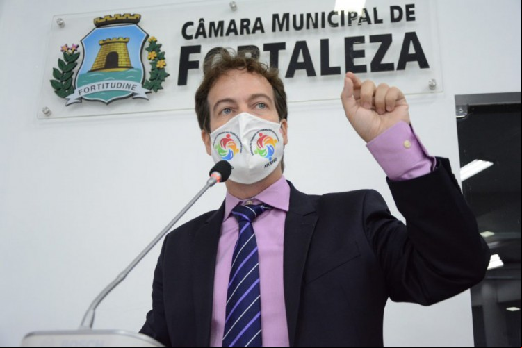 Júlio Brizzi é líder do PDT na Câmara Municipal de Fortaleza