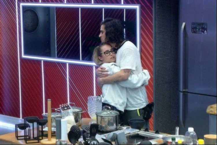 Carla e Fiuk já estão no paredão após desistirem da prova do líder no BBB21