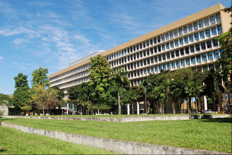 Cursos mais concorridos da UFRJ no Sisu 2021 foram Medicina, Ciências Econômicas e Odontologia; veja nota de corte do Enem