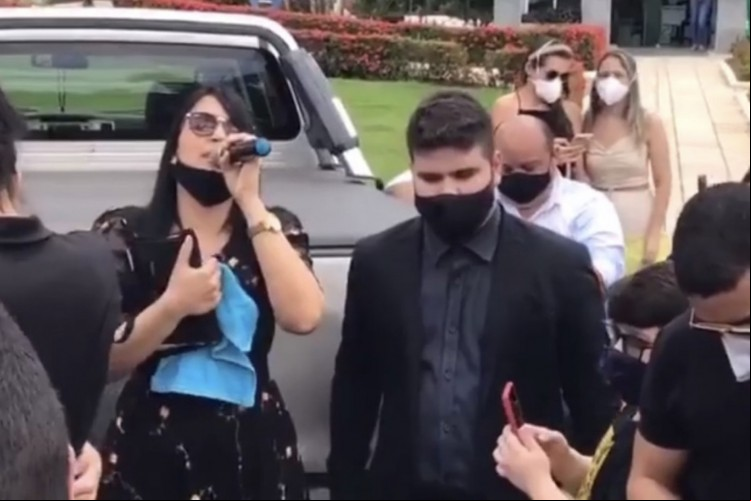 Na homenagem, apenas amigos e familiares estavam presentes no último adeus ao sanfoneiro