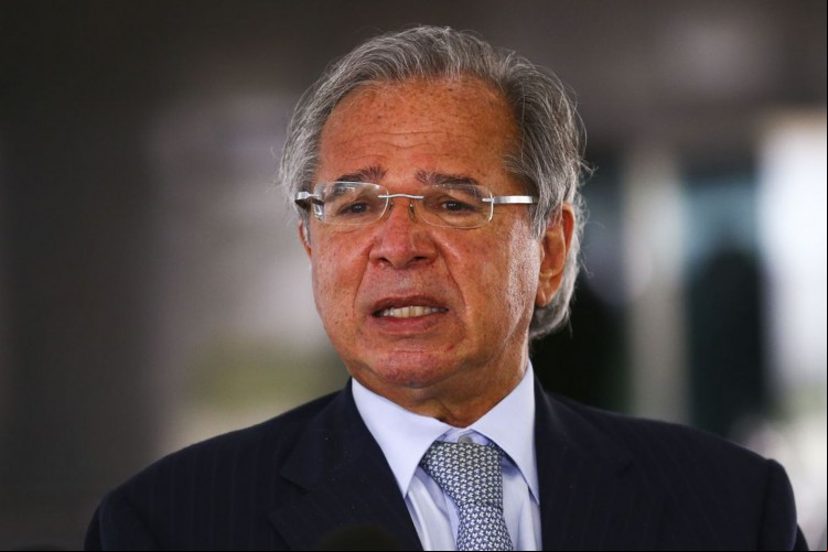 O ministro da Economia, Paulo Guedes, durante entrevista coletiva no Palácio do Planalto.