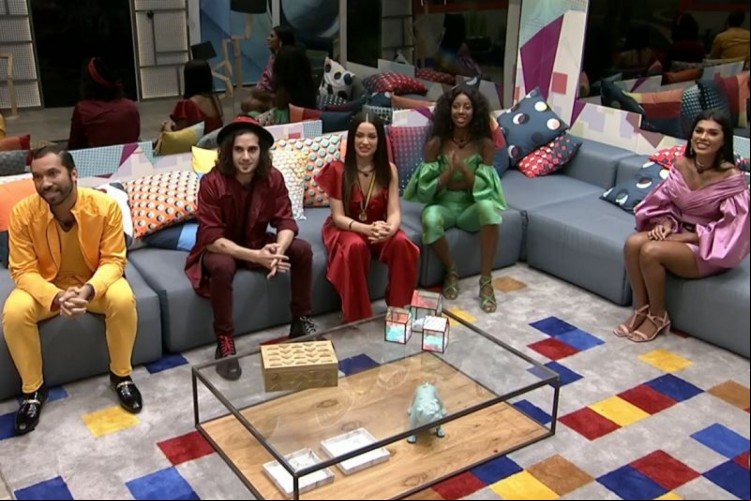 Final do BBB21 acontece na próxima terça-feira, 4, e apenas quatro participantes seguem na casa; quem você acha que NÃO deve vencer o reality: Camilla, Fiuk, Gilberto ou Juliette? Vote na enquete