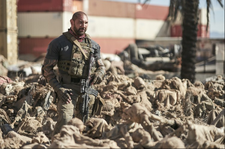 'Army of The Dead: Invasão em Las Vegas' marca o retorno de Zack Snyder aos filmes de zumbi após mais de 15 anos