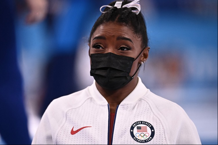 Simone Biles, dos Estados Unidos, desistiu da participação em finais da ginástica nas Olimpíadas de Tóquio (Martin BUREAU / AFP)