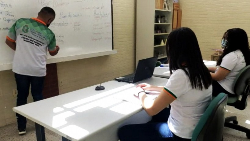 Escola José Nilton Salvino Franco, em Campo Belos, Caridade