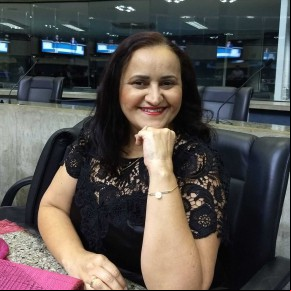 Olga Maria de Alencar é enfermeira sanitarista, mestra em Saúde Pública, doutoranda em Saúde Coletiva pela Universidade Estadual do Ceará (Uece) e feminista vinculada ao Instituto Casa Lilás.  