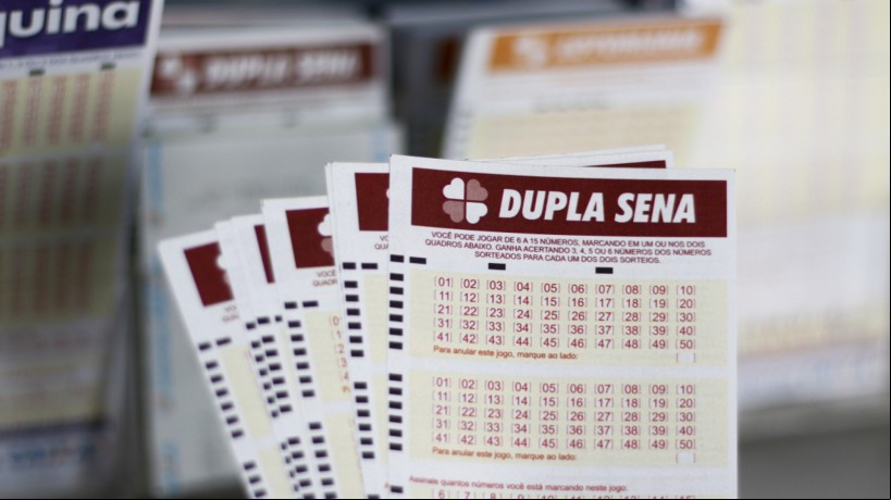Dupla Sena, Concurso 2810, quarta-feira, 21 de maio de 2025 (21/05/25); prêmio de R$ 2,8 milhões 