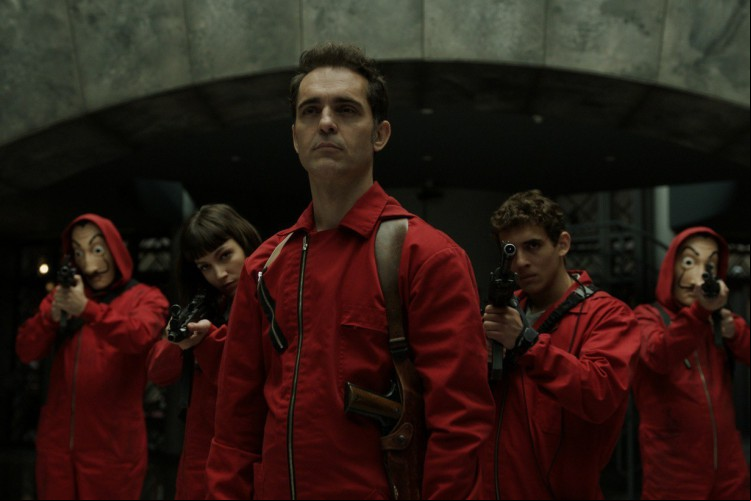 Os ladrões precisarão dar continuidade ao plano sem a ajuda do Professor(foto: Divulgação/Netflix)