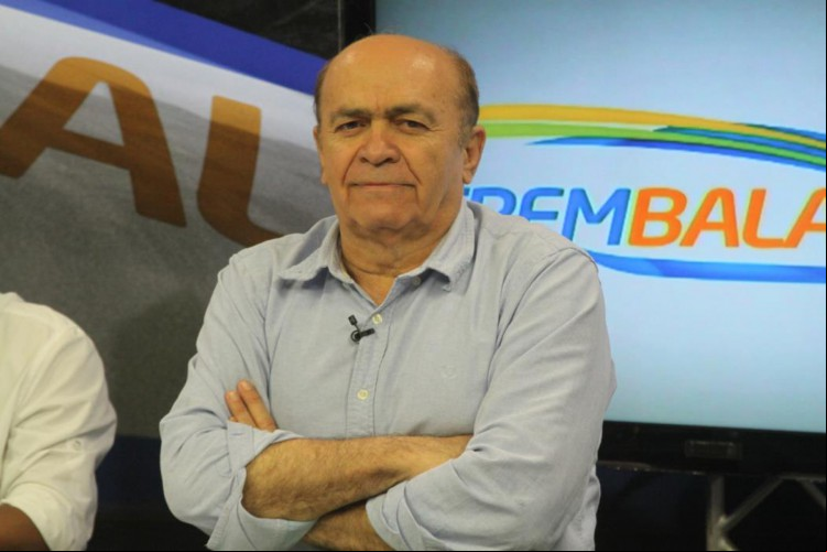 Evaristo Nogueira está bombando nas redes sociais por sua participação como Vavá Maravilha e Homem Mau no programa Trem Bala, da rádio O POVO CBN