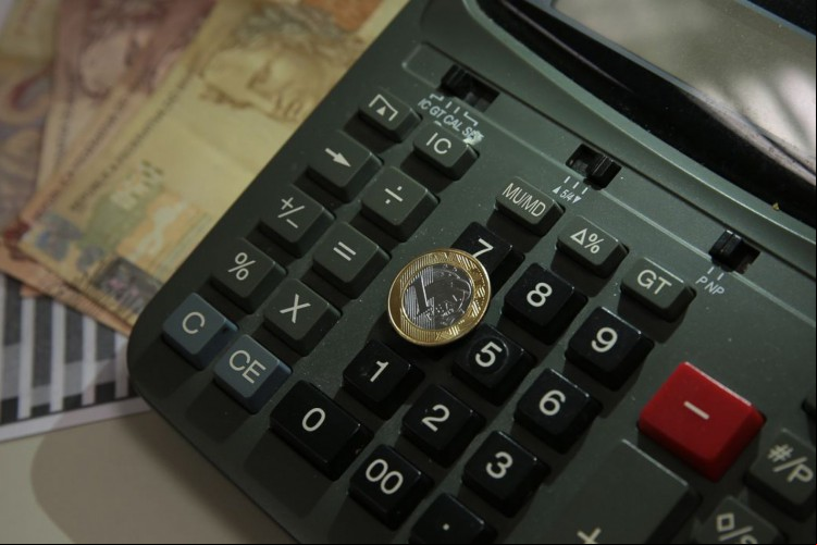 Economia, Moeda Real,Dinheiro, Calculadora