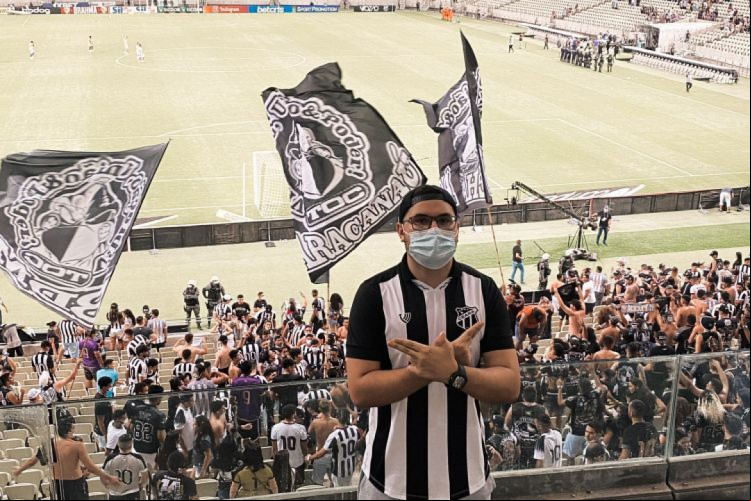 João Victor, torcedor do Vovô e criador da página