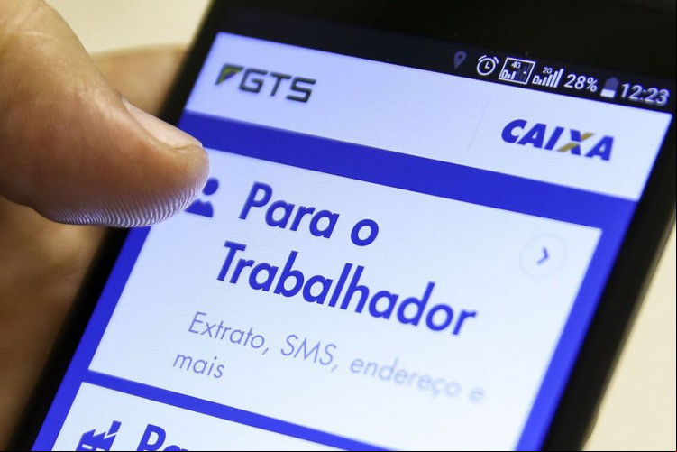 De acordo com o Conselho Curador, a distribuição dos valores leva em conta o equilíbrio do fundo, a inflação acumulada no ano ado e a preservação do poder de compra da poupança dos trabalhadores