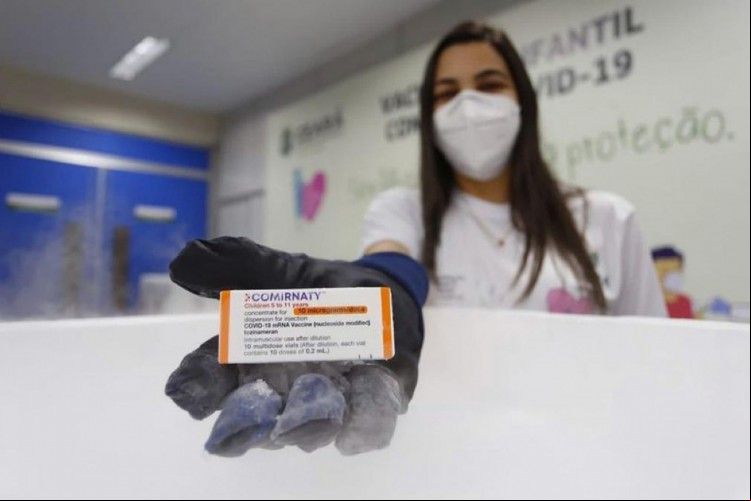 Ceará recebe 3° lote das vacinas pediátricas da Pfizer, com 80.000 doses.