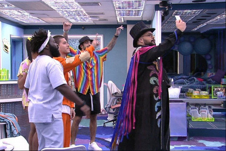 BBB 22: Tiago Abravanel pela última vez no quarto do líder; nova prova acontece nesta quinta-feira, 3 de fevereiro (03/02); saiba onde assistir o programa da TV Globo hoje