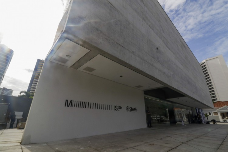 Fachada do Museu da Imagem e do Som (MIS) do Ceará