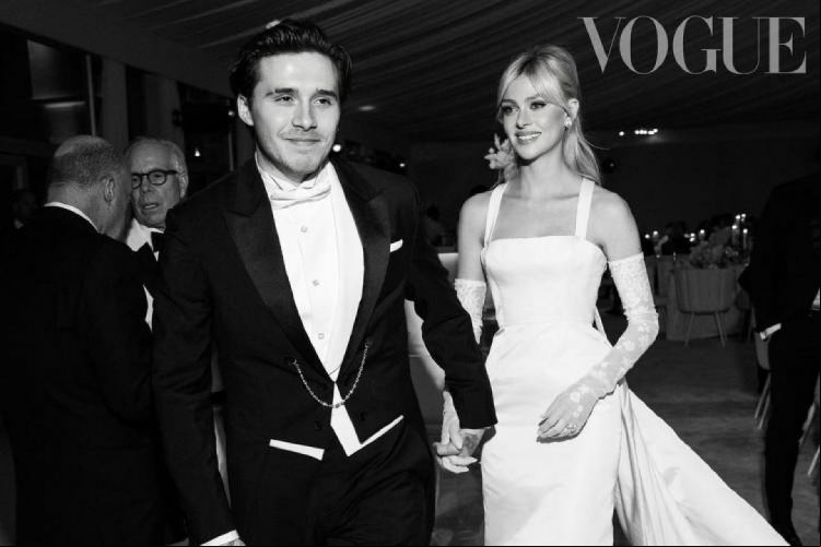 Brooklyn Beckham casou com a atriz Nicola Peltz no sábado, 9 de abril