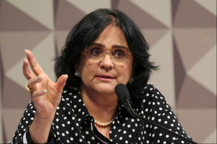Damares Alves (Republicanos), senadora