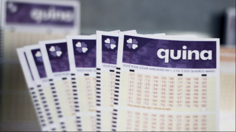Quina, Concurso 6736, resultado de hoje, quinta-feira, 22 de maio de 2025 (22/05/25). O prêmio é de R$ 600 mil 