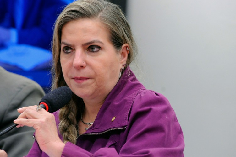  Luizianne Lins é deputada federal pelo PT
