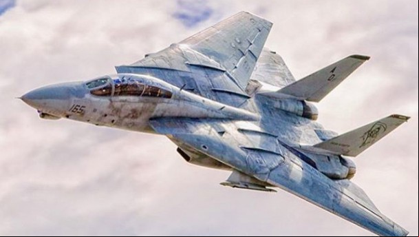 Grumman-F-14-Tomcat-top-gun