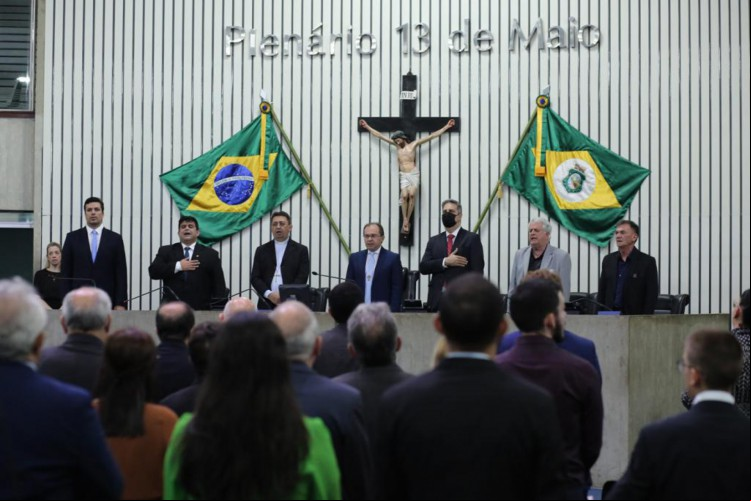 ￼SOLENIDADE foi realizada na Assembleia Legislativa ontem