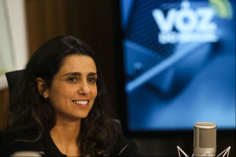A diretora-presidente da Agência Nacional de Energia Elétrica,Camila Lopes, é a entrevistada no programa, A Voz do Brasil