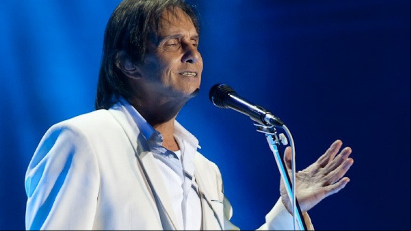 Roberto Carlos abrirá o Réveillon 2024 de Fortaleza nesta sexta-feira, 29, em show na Praia de Iracema