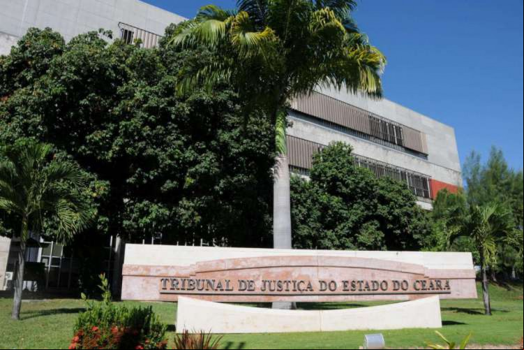 O Tribunal de Justiça do Ceará concedeu liminar, nesta sexta-feira, 21, para suspender paralisação do ensino público estadual na próxima quarta-feira, 26