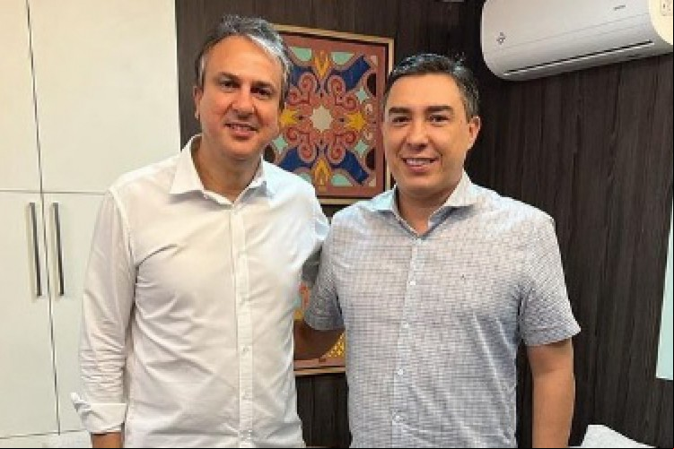 PREFEITO de Chorozinho e presidente da Aprece, Dr. Júnior se reuniu sábado com Camilo Santana