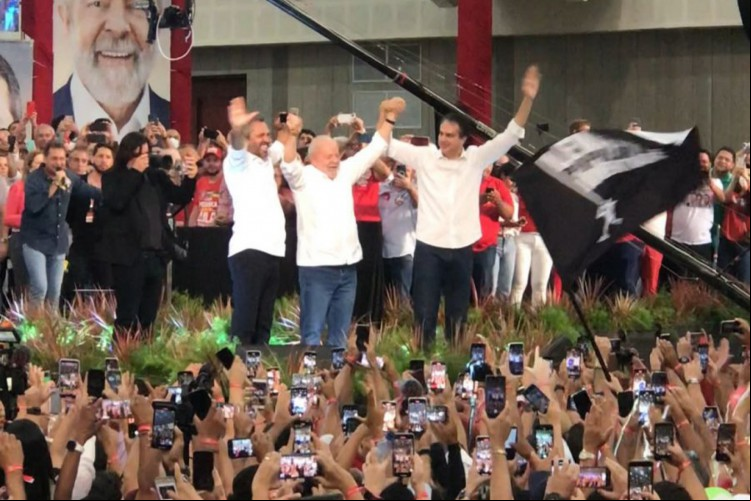 Lula participa da convenção do PT neste sábado
