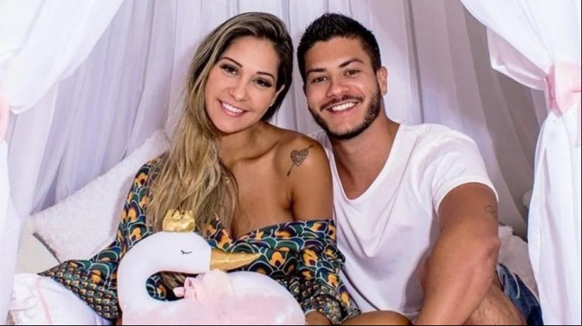 Maíra Cardi e Arthur Aguiar se casaram em 2017
