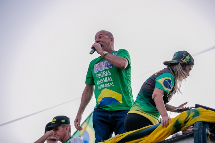 Inspetor Alberto (PL) aparece em dois vídeos que acabaram virando caso de polícia