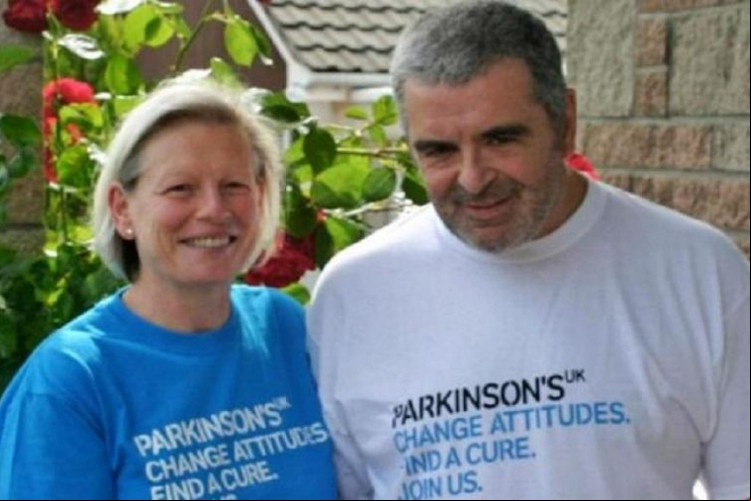 Enfermeira Joy Milne e o marido