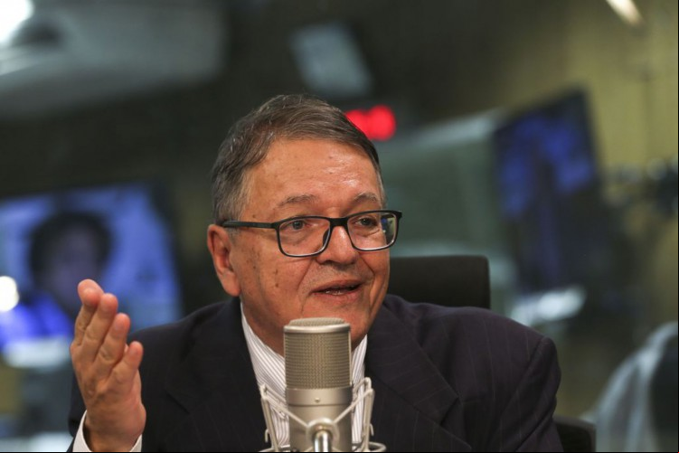 Presidente do IBGE Eduardo Luiz Gonçalves Rios Neto é o entrevistado no programa,A Voz do Brasil.