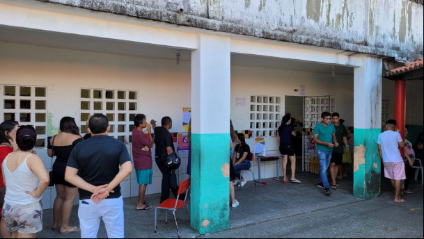 Movimentação tranquila na Escola Municipal João Paulo II