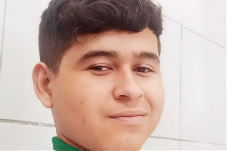 JÚLIO César de Souza tinha 15 anos
e foi morto na escola em Sobral